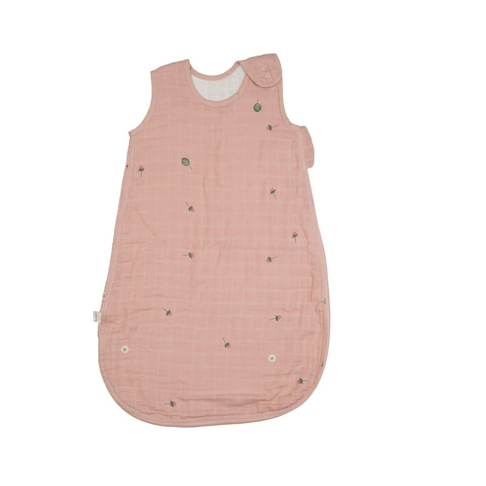 FABELAB Sleeping Bag Muslin 'Wild Strawberry' made from organic cotton