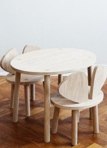 NOFRED Mouse Chair in oak, a stylish highchair for children.