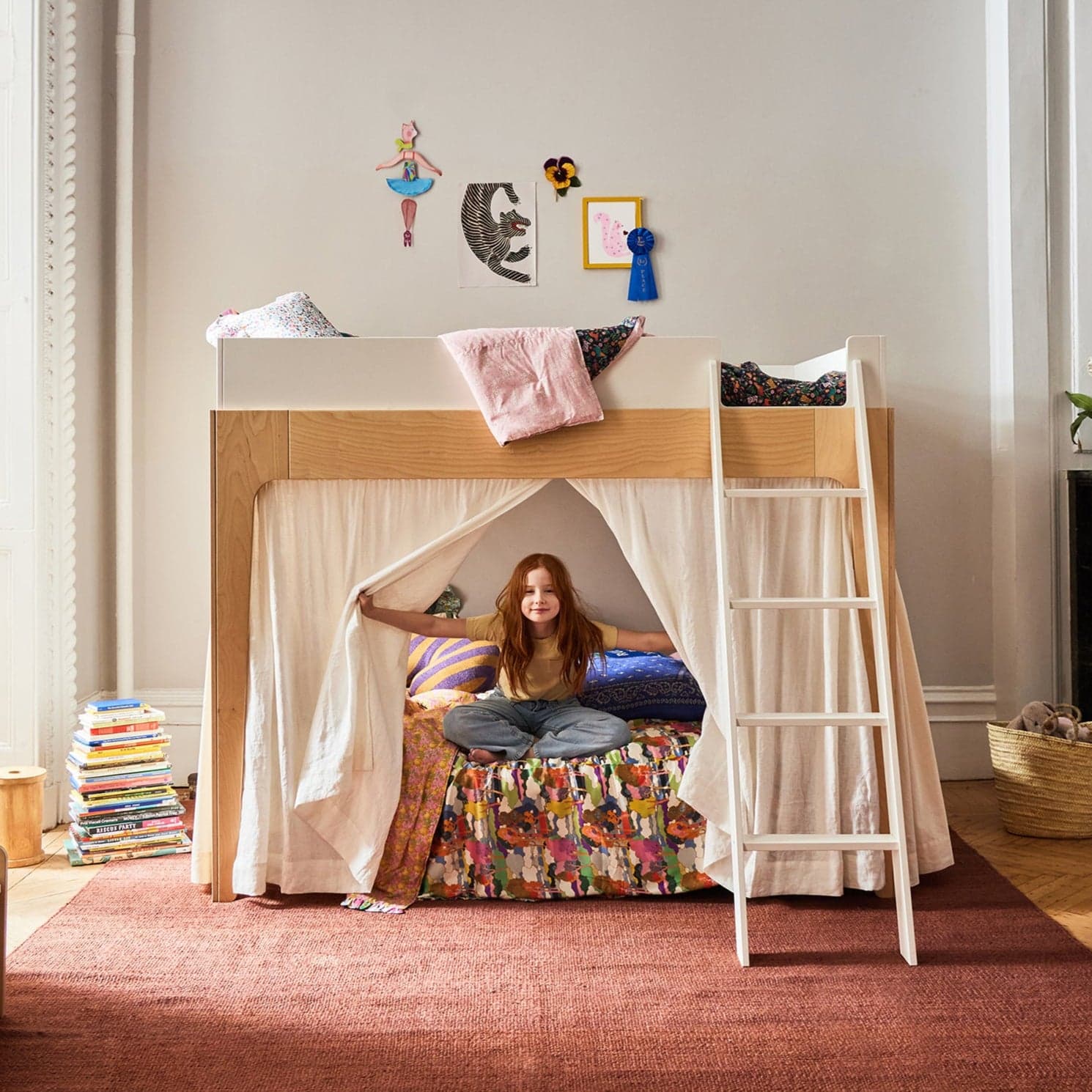 Oeuf NYC Perch Bunk Bed in White & Birch, stylish and modern design.