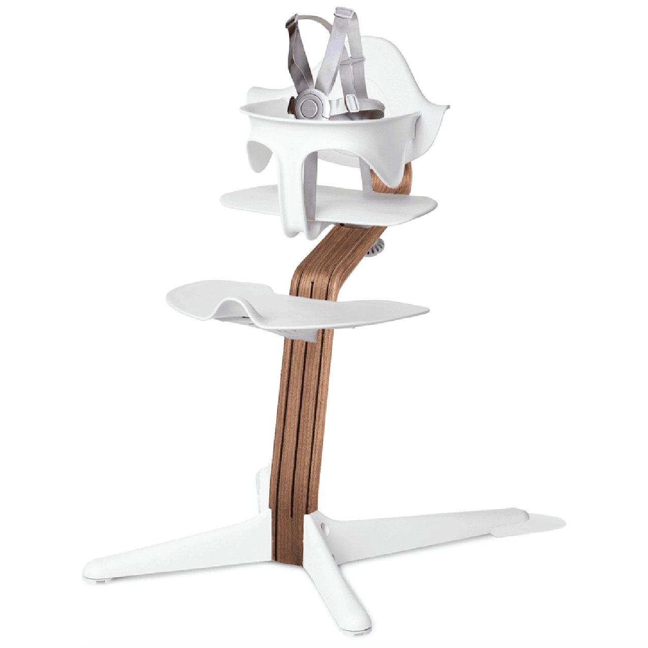 Nomi Highchair in walnut by Stokke, showcasing its elegant design.